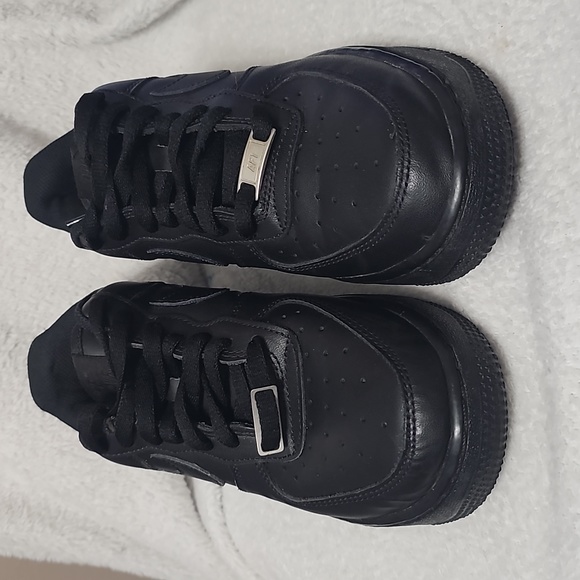 COPY - Women's Nike Air Force 1 - Picture 1 of 4